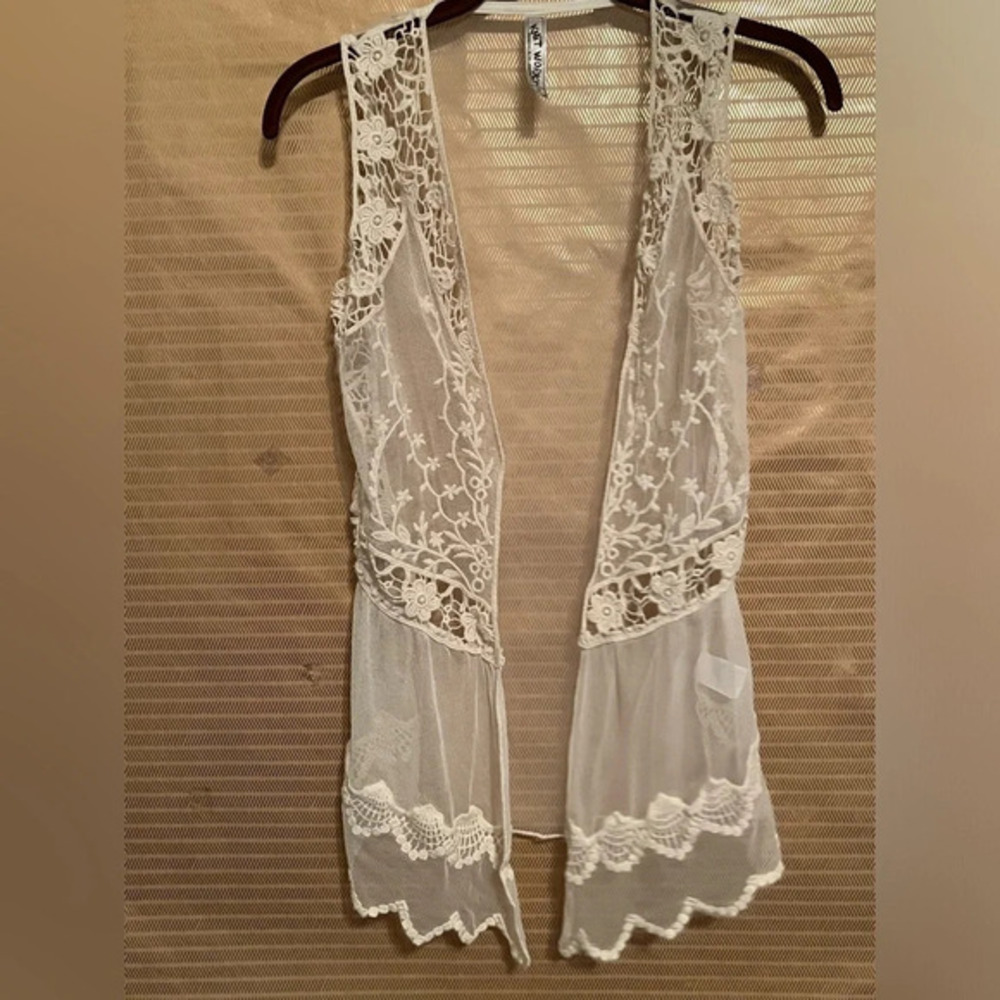 KNITWORKS~VINTAGE~LACE TOPPER~GORGEOUS